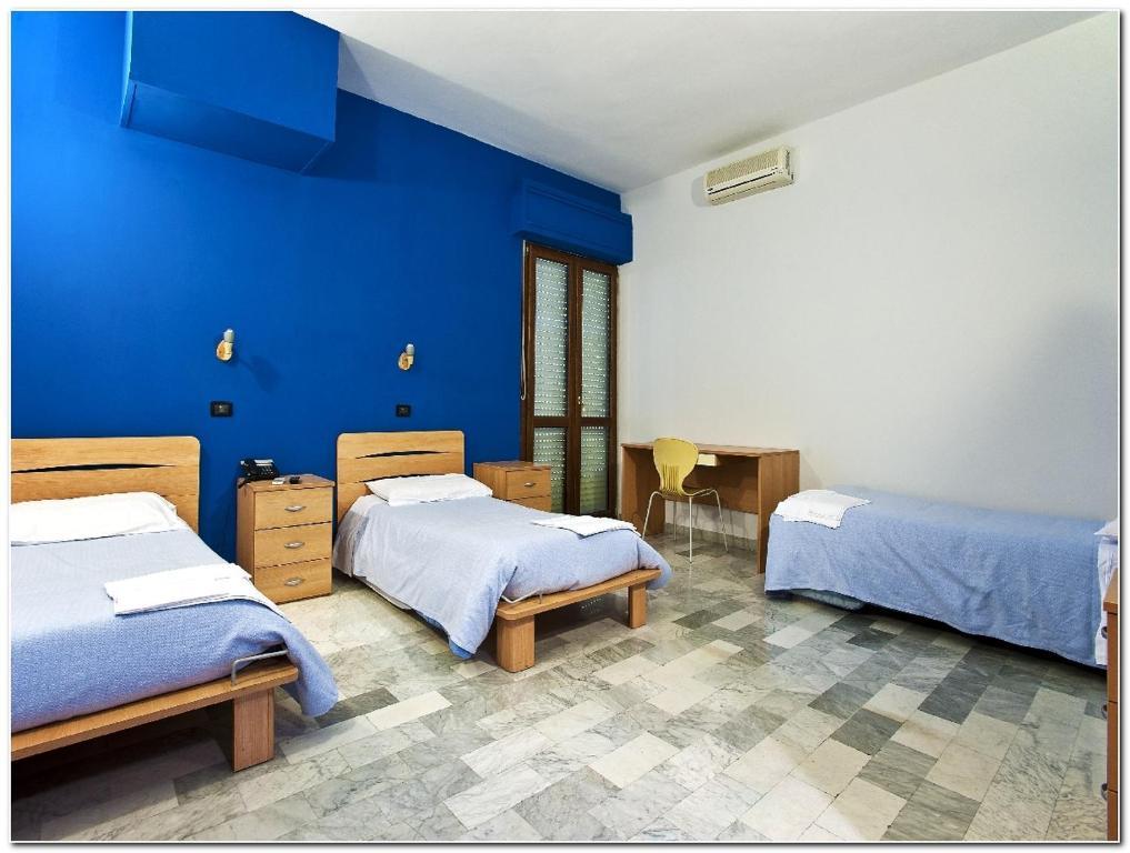 צ'ריניולה Hotel Veronese חדר תמונה